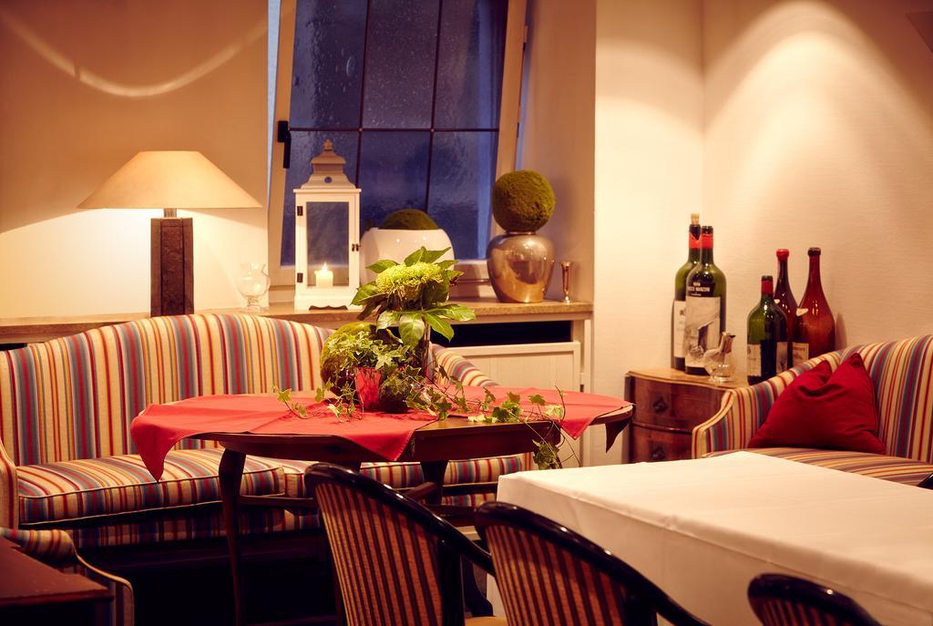 Hotel Waldhorn Weingarten  Eksteriør billede