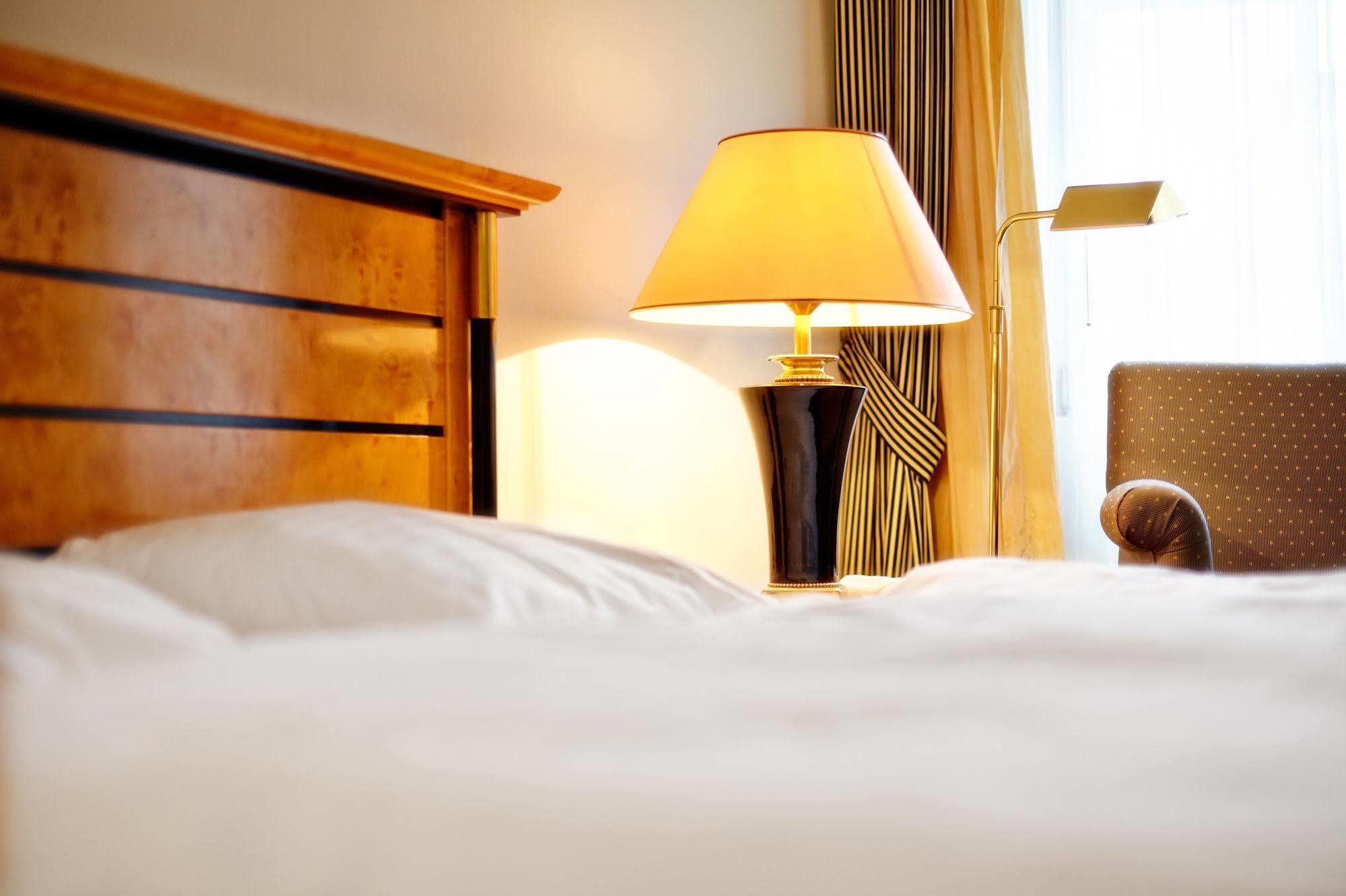 Hotel Waldhorn Weingarten  Eksteriør billede