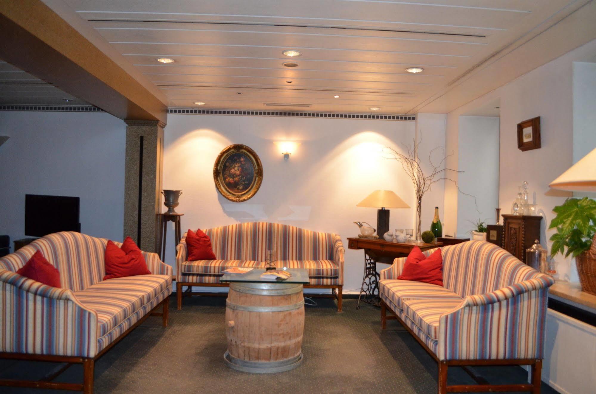 Hotel Waldhorn Weingarten  Eksteriør billede